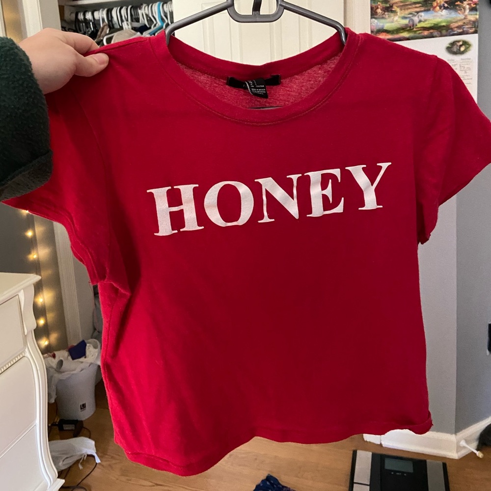 “Honey” Cropped T-Shirt
